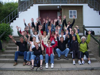 Group picture great wave.jpg