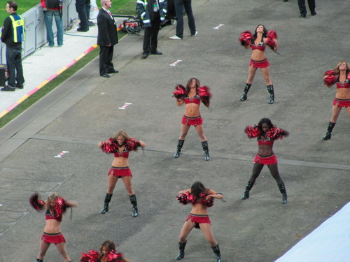 Masser af dygtige og flotte cheerleaders Masser af dygtige og flotte cheerleaders